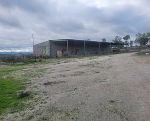 Vista exterior de Nau industrial en venda en Alcolea de Tajo