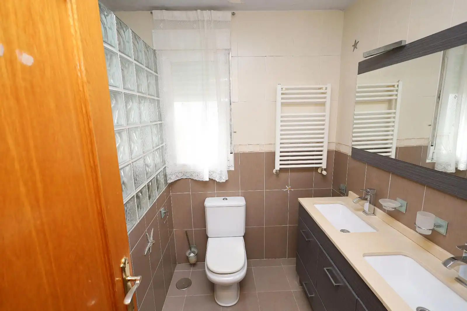 Bathroom of Detached homes for sale in Las Ventas de Retamosa  with Air Conditioner, Heating and Private garden