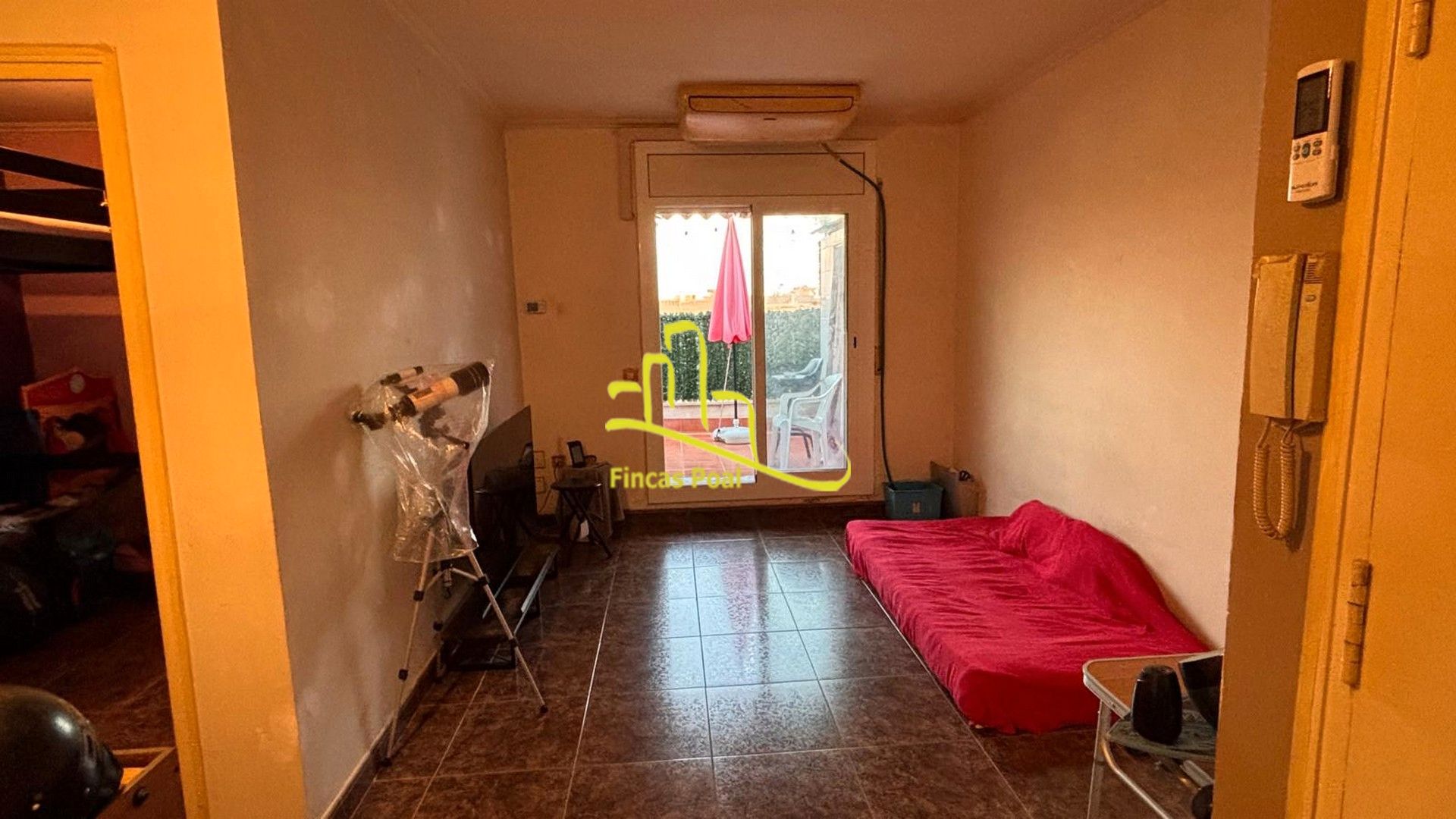 Habitación de Ático en venta en Viladecans con Aire acondicionado, Calefacción y Terraza