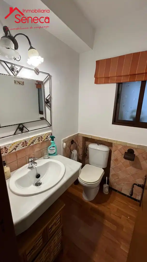 Bathroom of Office for sale in Córdoba  with Air Conditioner, Heating and Terrace