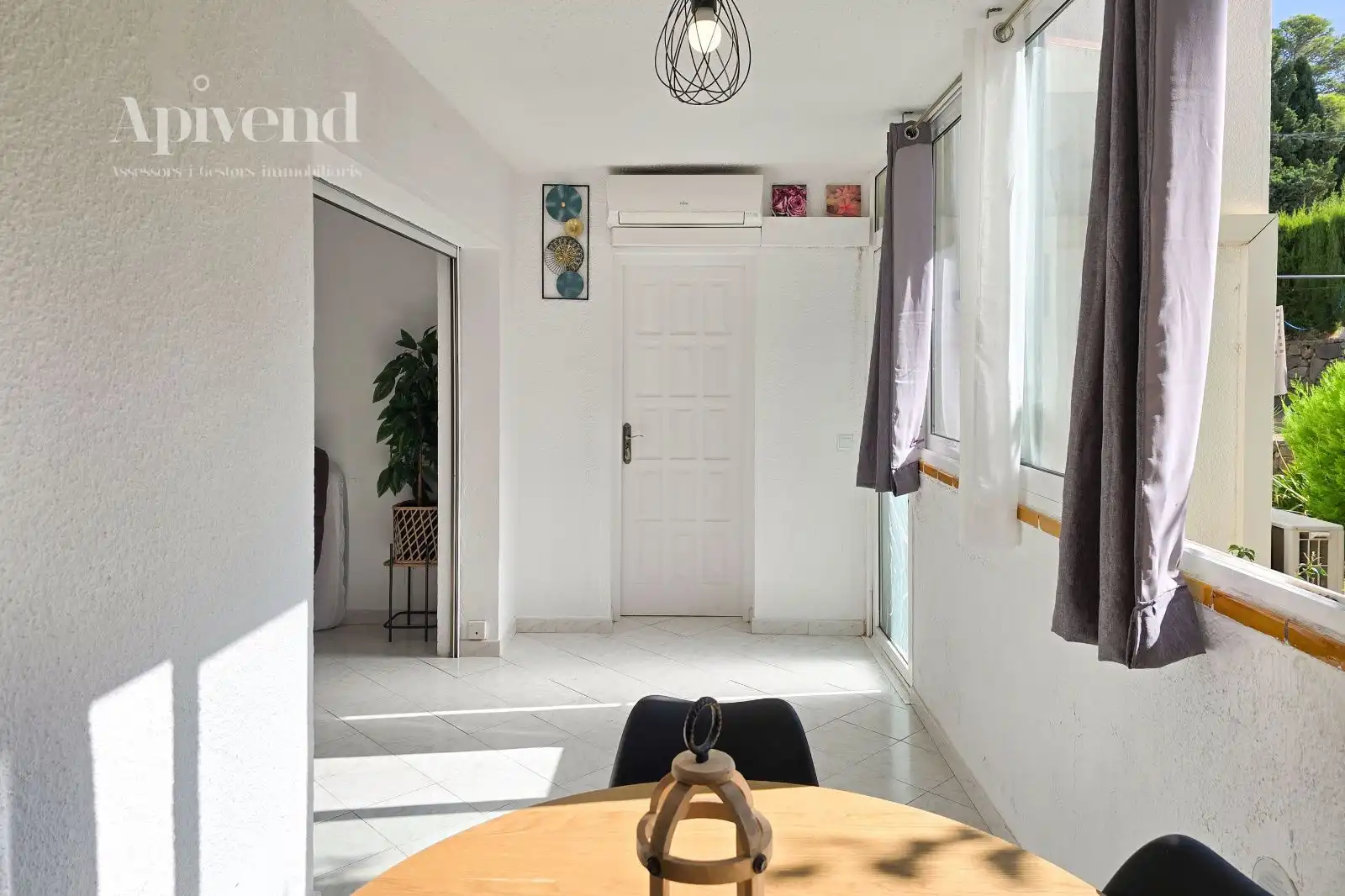 Flat with pool for sale in Josep Carner, imagen 9