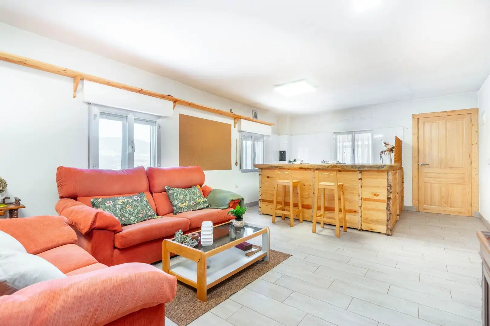Sala d'estar de Casa o xalet en venda en Ibias amb Calefacció, Terrassa i Moblat
