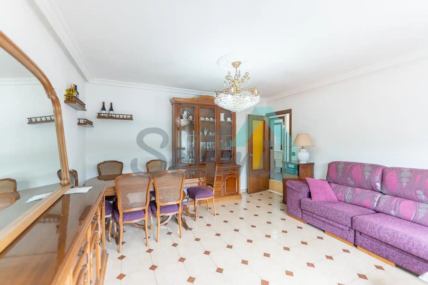 Comedor de Piso de alquiler en Aller con Calefacción, Trastero y Amueblado