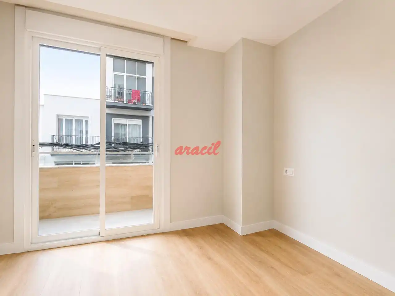 Dormitori de Apartament en venda en Ourense Capital  amb Calefacció i Balcó