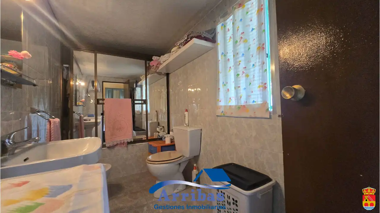 Baño de Casa o chalet en venta en Escalona con Calefacción, Jardín privado y Terraza