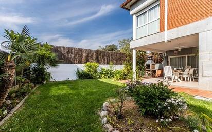 Garden of House or chalet for sale in Sabadell  with Air Conditioner, Heating and Private garden