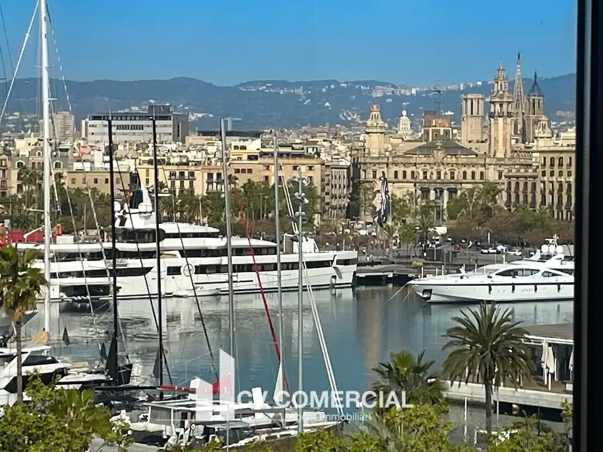 Flat for sale in Barcelona  with Air Conditioner, Heating and Parquet flooring