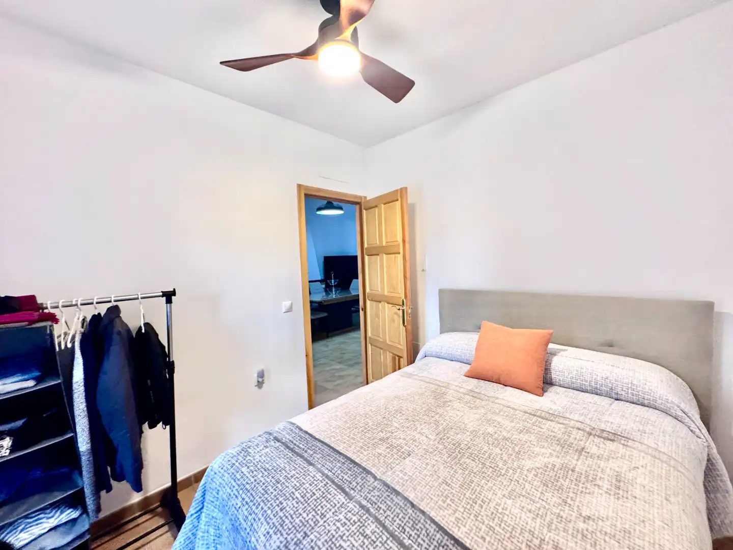 Habitación de Apartamento en venta en Paterna del Río con Terraza, Trastero y Amueblado
