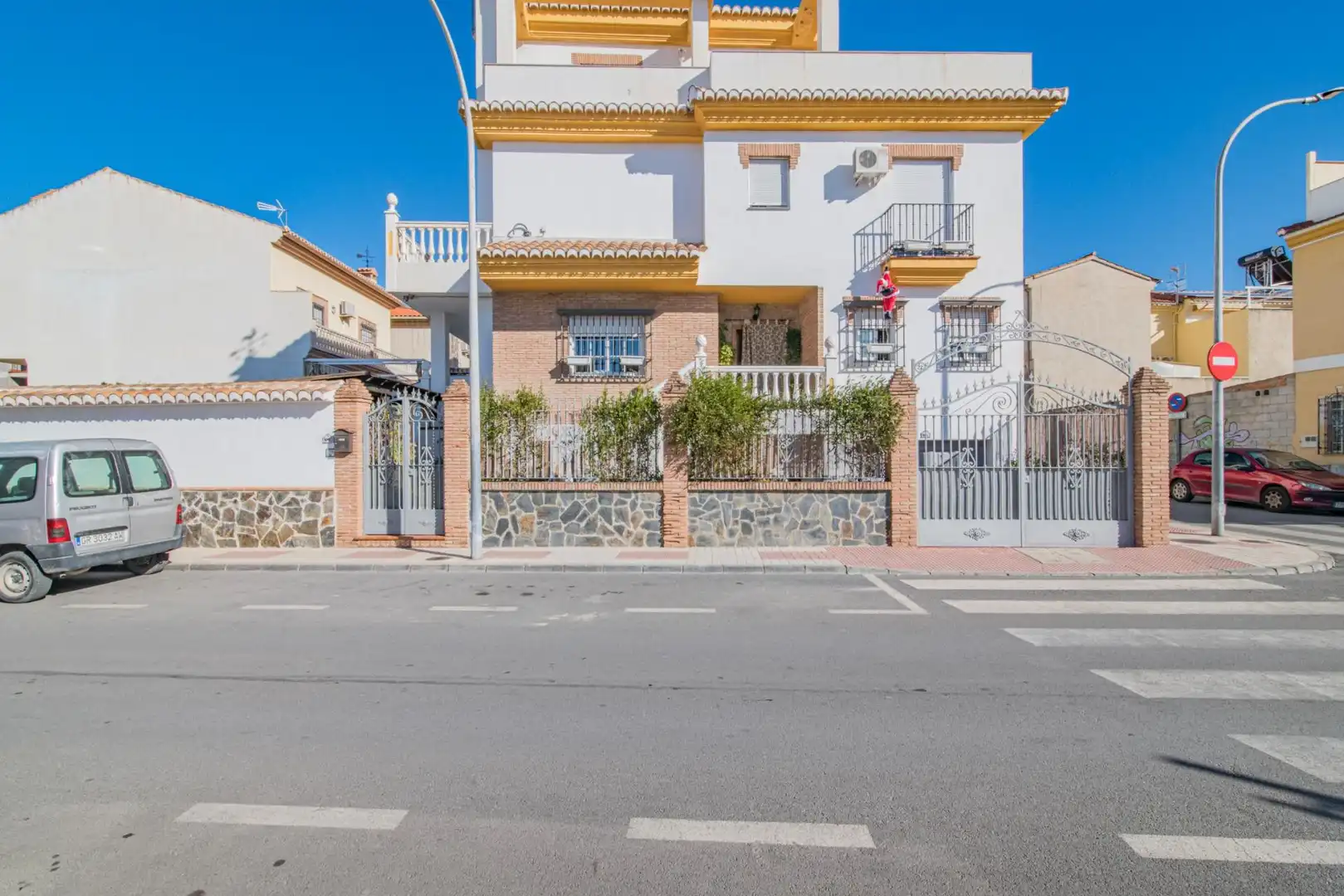 Vista exterior de Casa o xalet en venda en Maracena amb Aire condicionat, Calefacció i Terrassa