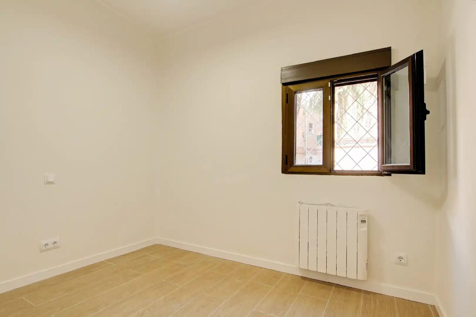 Habitación de Piso en venta en Madrid con Aire acondicionado, Calefacción y Horno