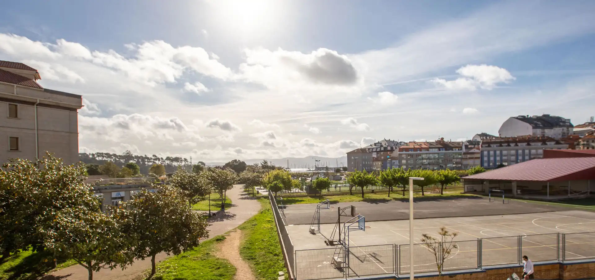 Vista exterior de Apartament en venda en Sanxenxo amb Calefacció, Terrassa i Moblat