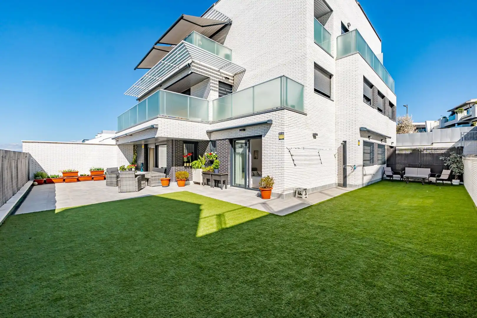 Terraza de Planta baja en venta en Boadilla del Monte con Aire acondicionado, Jardín privado y Terraza