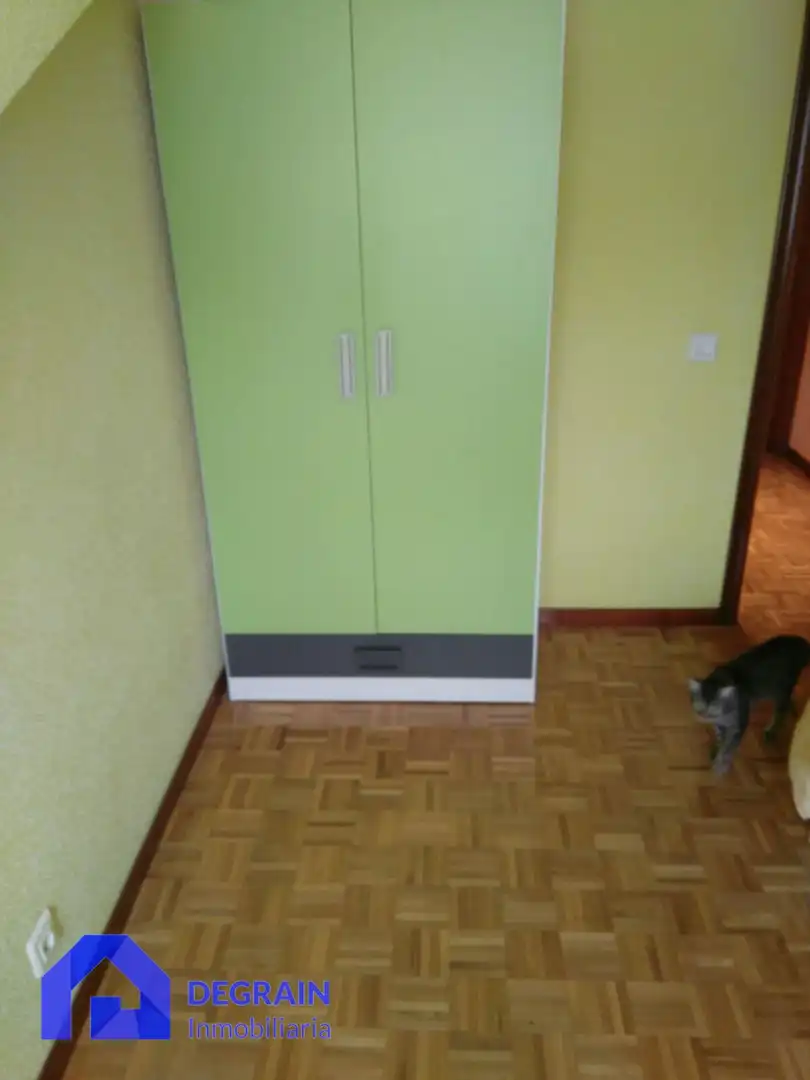 Dormitori de Dúplex en venda en Mieres (Asturias) amb Traster