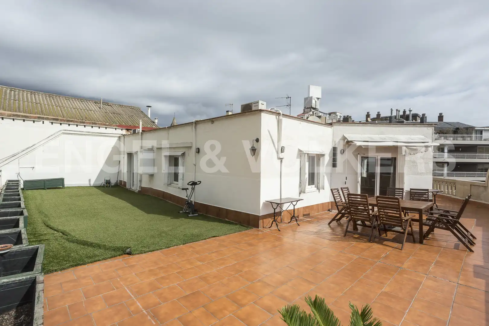 Attic for rent in L'Antiga Esquerra de l'Eixample