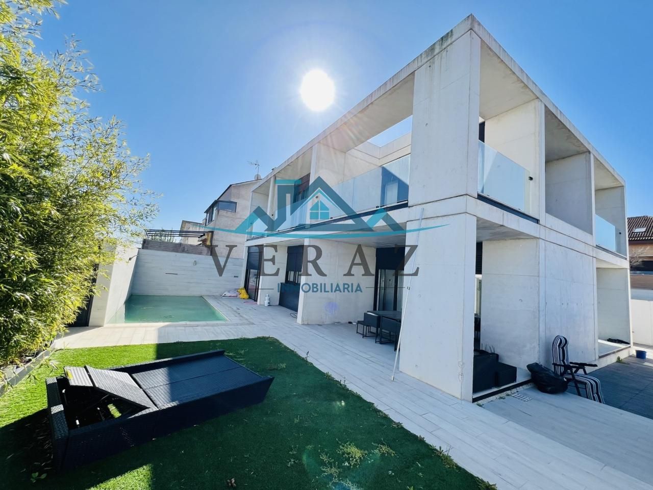 Exterior view of House or chalet for sale in Talavera de la Reina  with Heating, Terrace and Swimming Pool