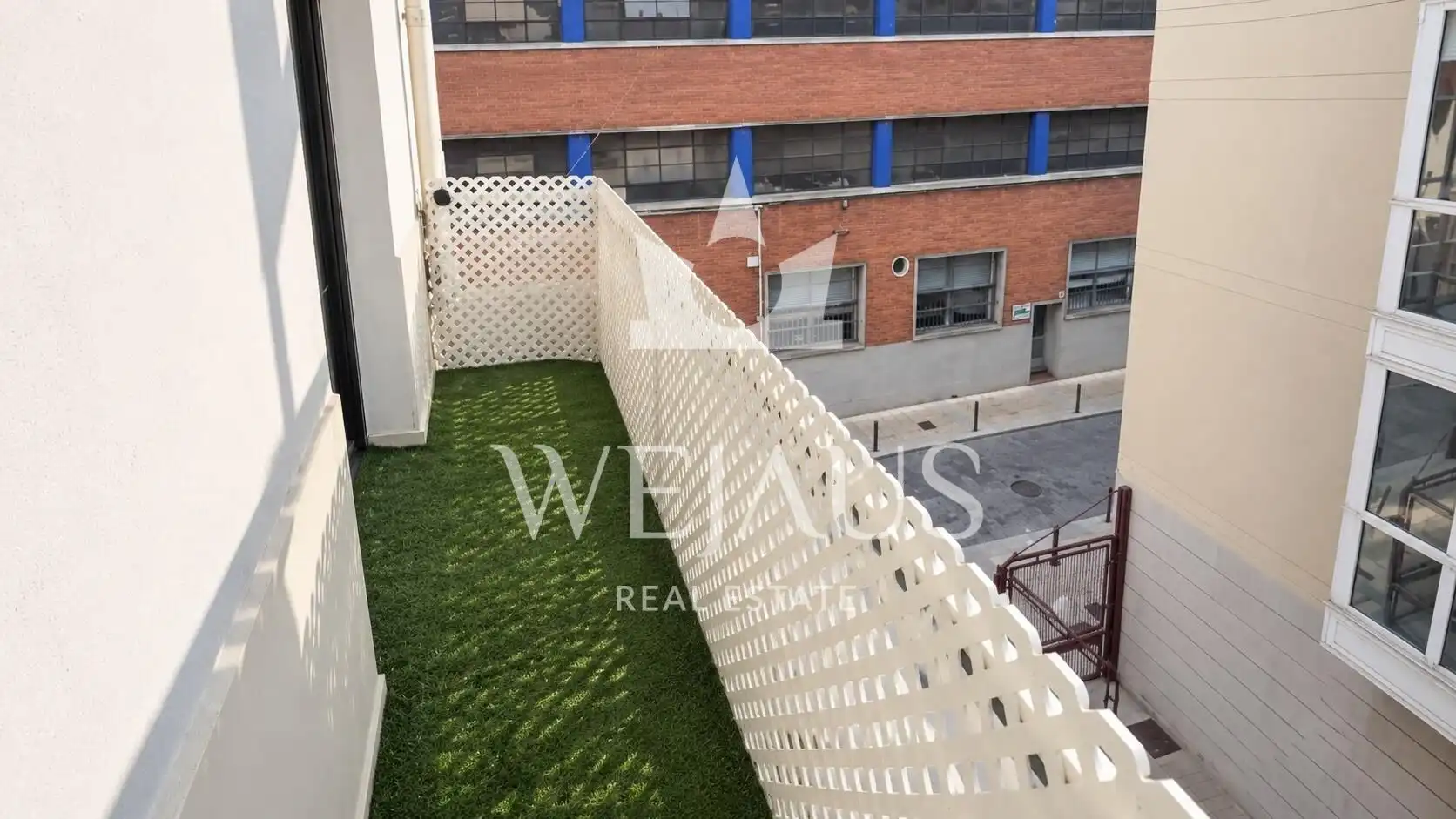 Terrassa de Pis en venda en Torrelavega  amb Calefacció, Terrassa i Moblat