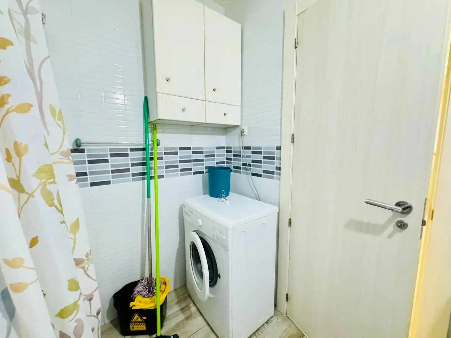 Bany de Apartament en venda en Torrox amb Aire condicionat, Calefacció i Piscina comunitària