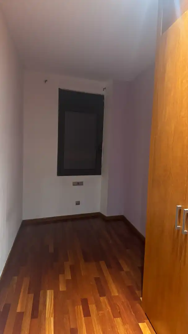 Schlafzimmer von Wohnung zum Verkauf in Montcada i Reixac mit Klimaanlage, Heizung und Parkett