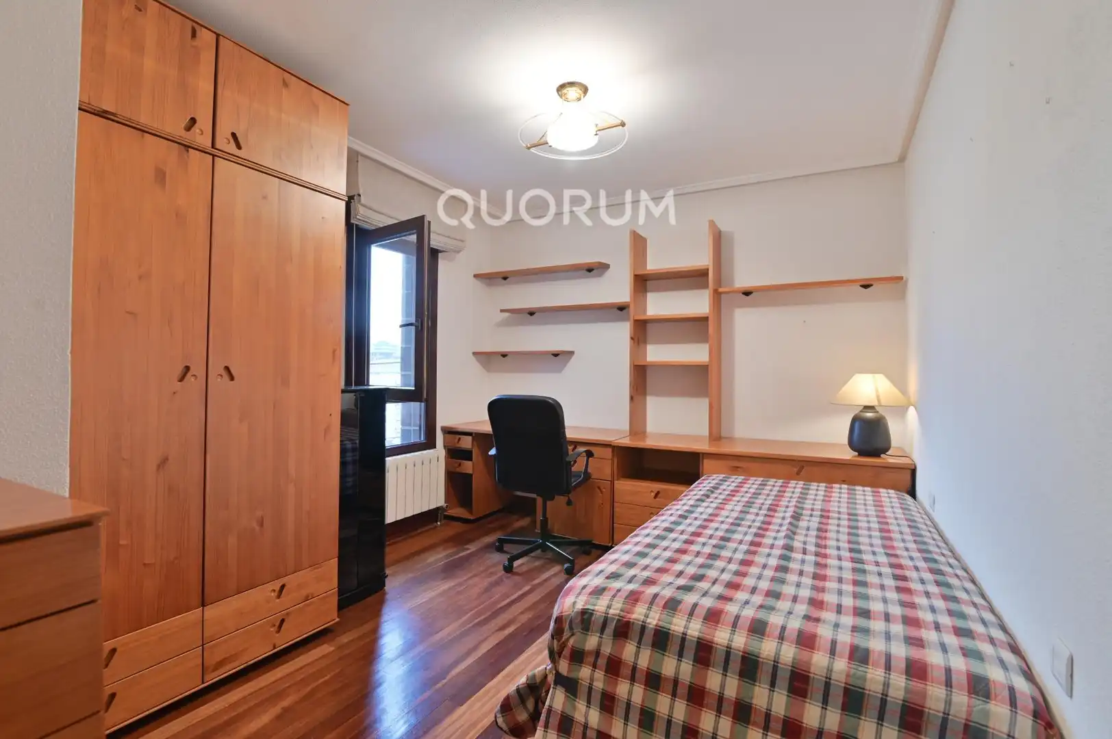 Habitación de Piso en venta en Bilbao  con Calefacción y Terraza