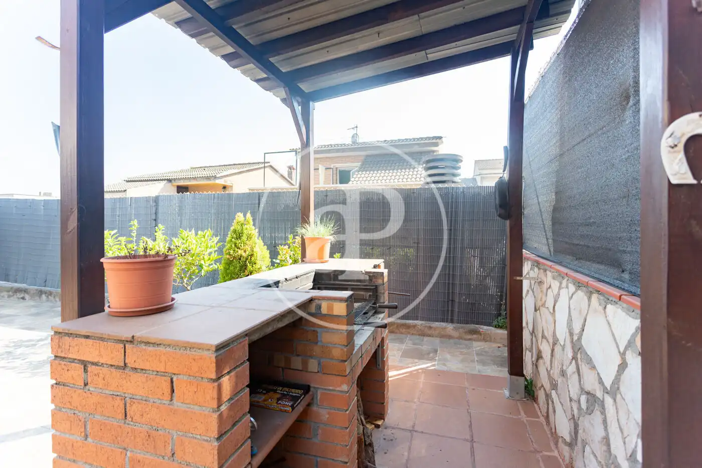 Terraza de Casa o chalet en venta en Rubí con Aire acondicionado, Calefacción y Jardín privado
