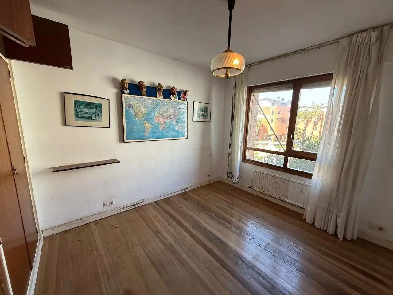 Dormitori de Pis en venda en Castro-Urdiales amb Calefacció, Parquet i Terrassa