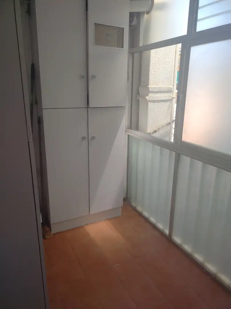 Terrasse von Wohnung zur Miete in Terrassa mit Heizung, Parkett und Ofen