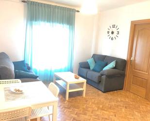 Living room of Flat to rent in Salamanca Capital  with Balcony