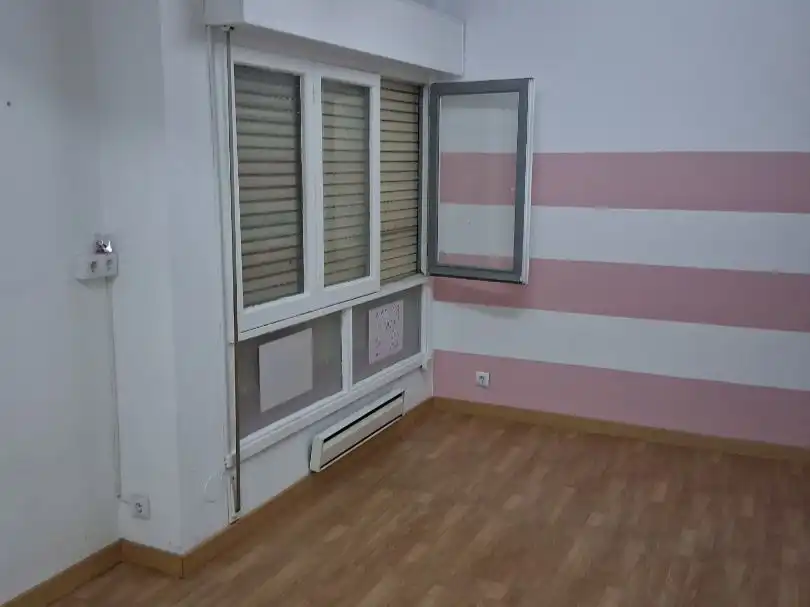 Habitación de Trastero de alquiler en Gijón 