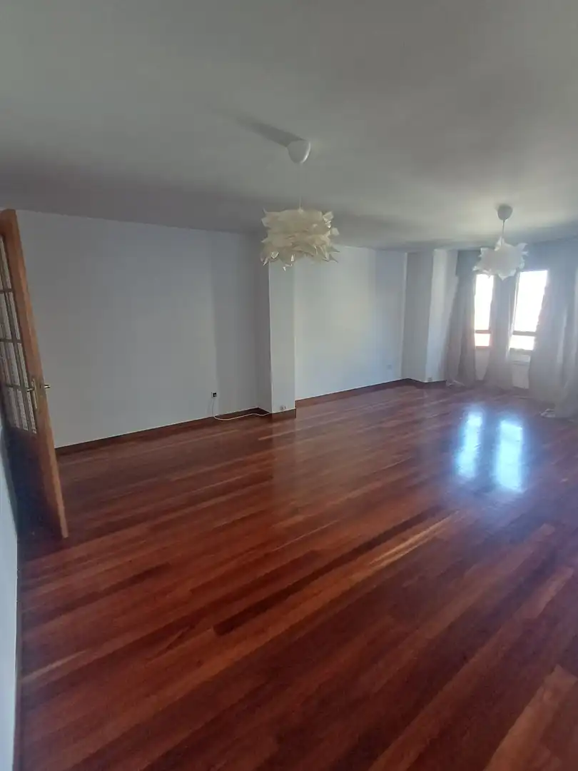 Flat with lift to rent in Centro - Juan Flórez - Plaza Pontevedra, imagen 3