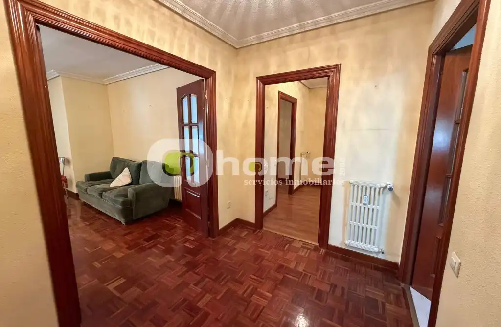 Living room of Flat for sale in Zamora Capital   with Air Conditioner, Heating and Parquet flooring
