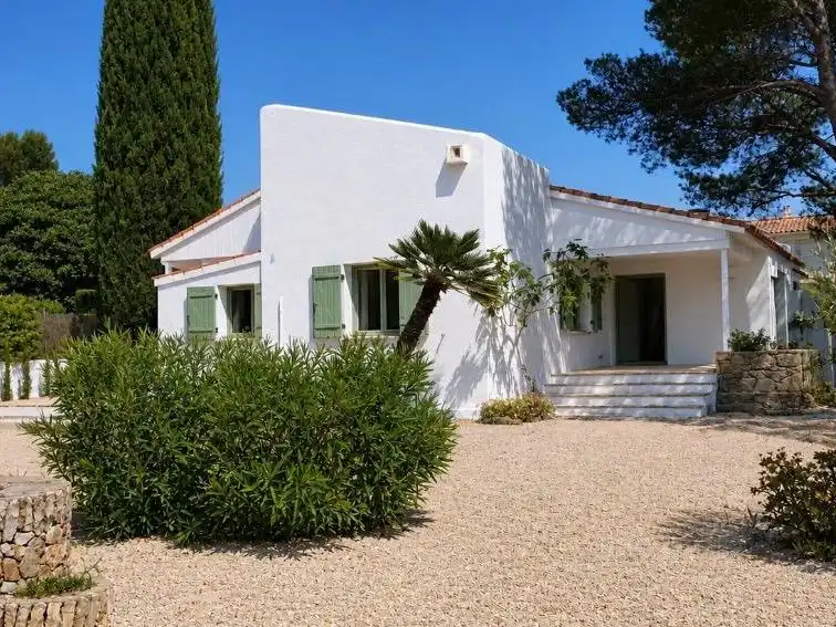 Villa avec piscine à vendre à Avinguda Central 122, imagen 4