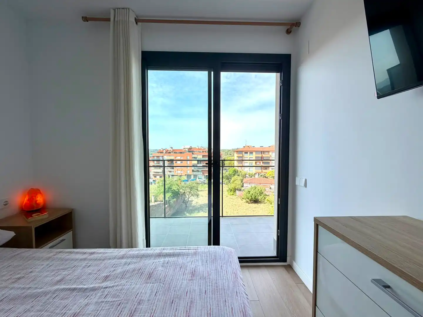 Flat with terrace for sale in Carrer del Bruc, imagen 5