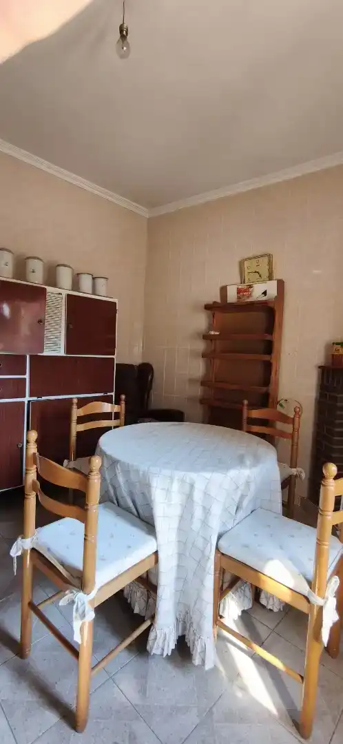 Cocina de Casa o chalet en venta en Manganeses de la Polvorosa con Jardín privado, Trastero y Amueblado