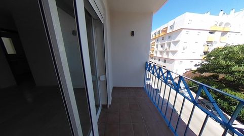 Foto 2 de Pis en venda a C/ Miguel de María Luque, Sierra de Estepona - Avda. de Andalucía, Estepona