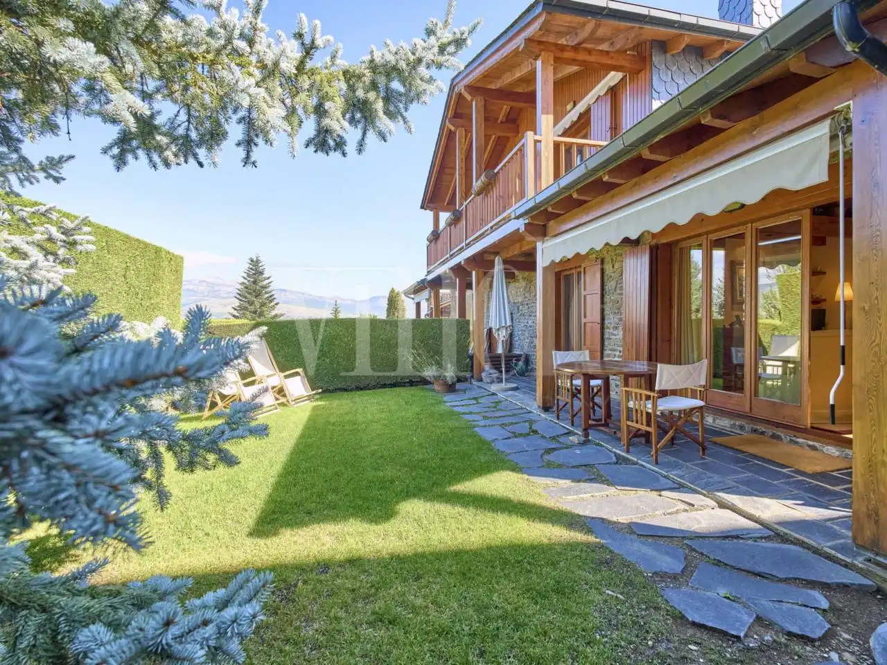 Jardí de Casa o xalet en venda en Fontanals de Cerdanya amb Calefacció, Jardí privat i Parquet