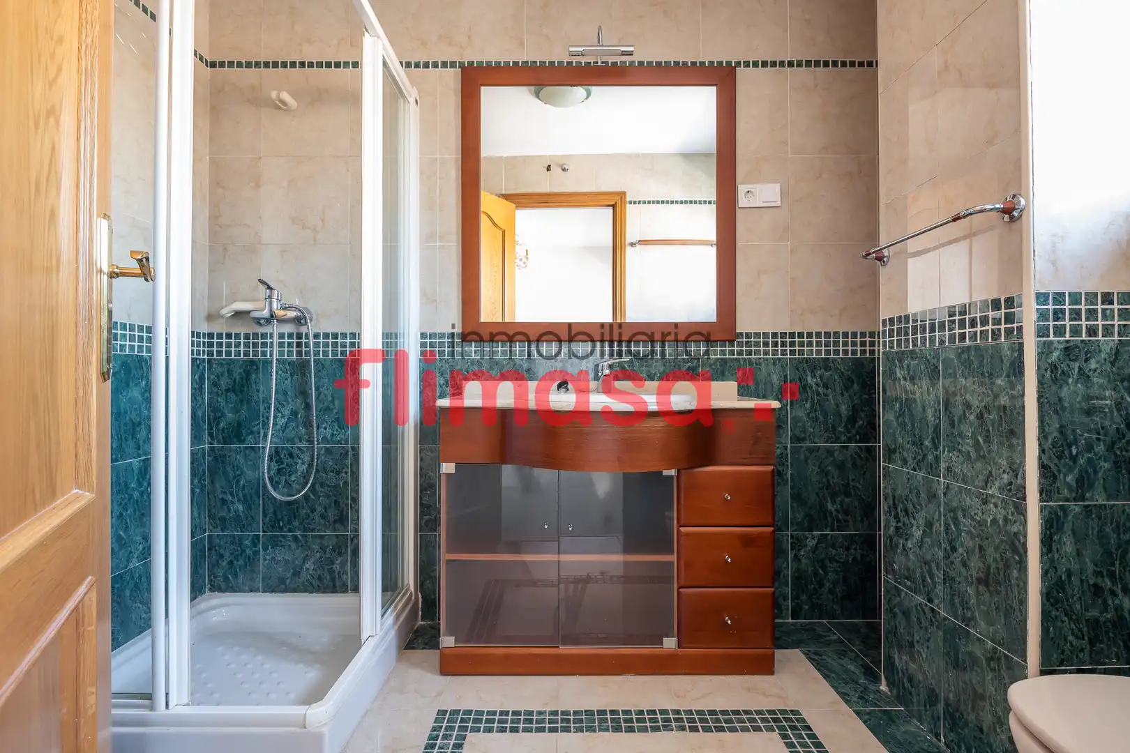 Bathroom of Flat for sale in Villaviciosa de Odón  with Heating, Terrace and Storage room