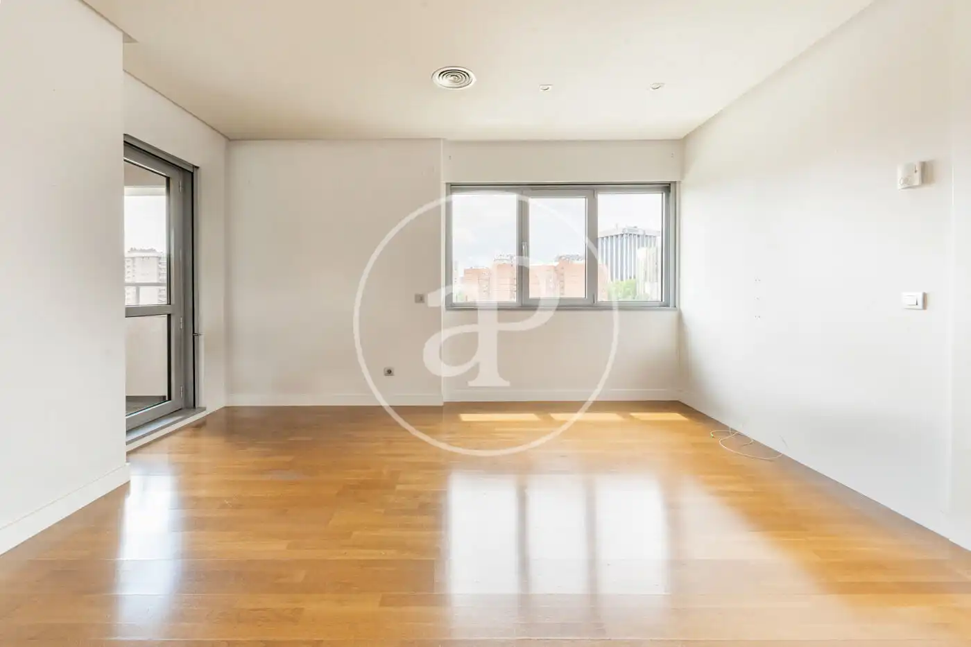 Wohnzimmer von Wohnung zur Miete in Madrid mit Klimaanlage, Heizung und Abstellraum