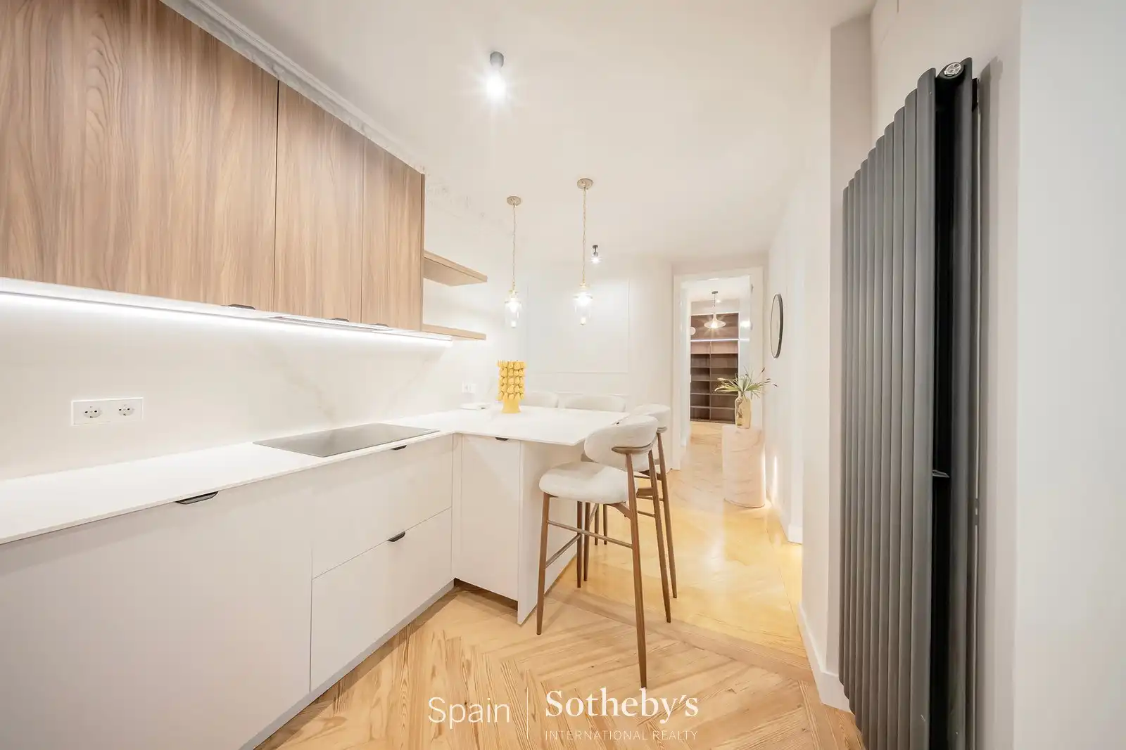 Kitchen of Apartments for sale in Madrid  with Air Conditioner and Heating