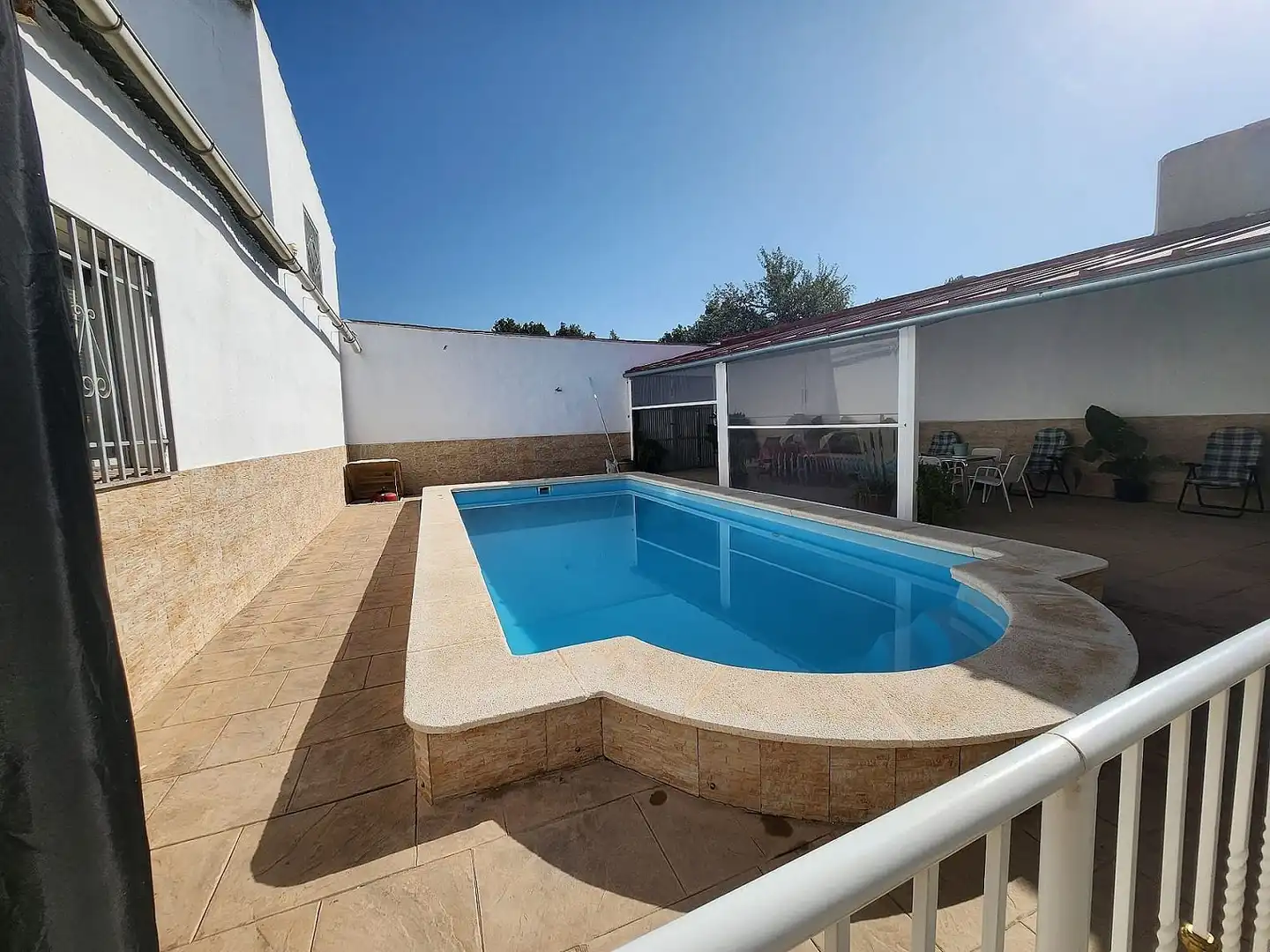 Schwimmbecken von Country house zum Verkauf in Villena mit Terrasse und Möbliert