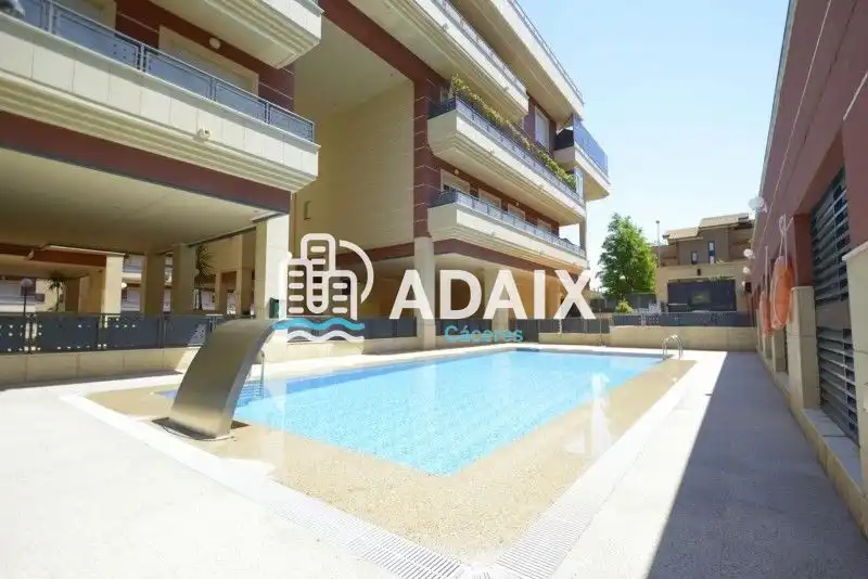 Piscina de Piso en venta en Mejostilla