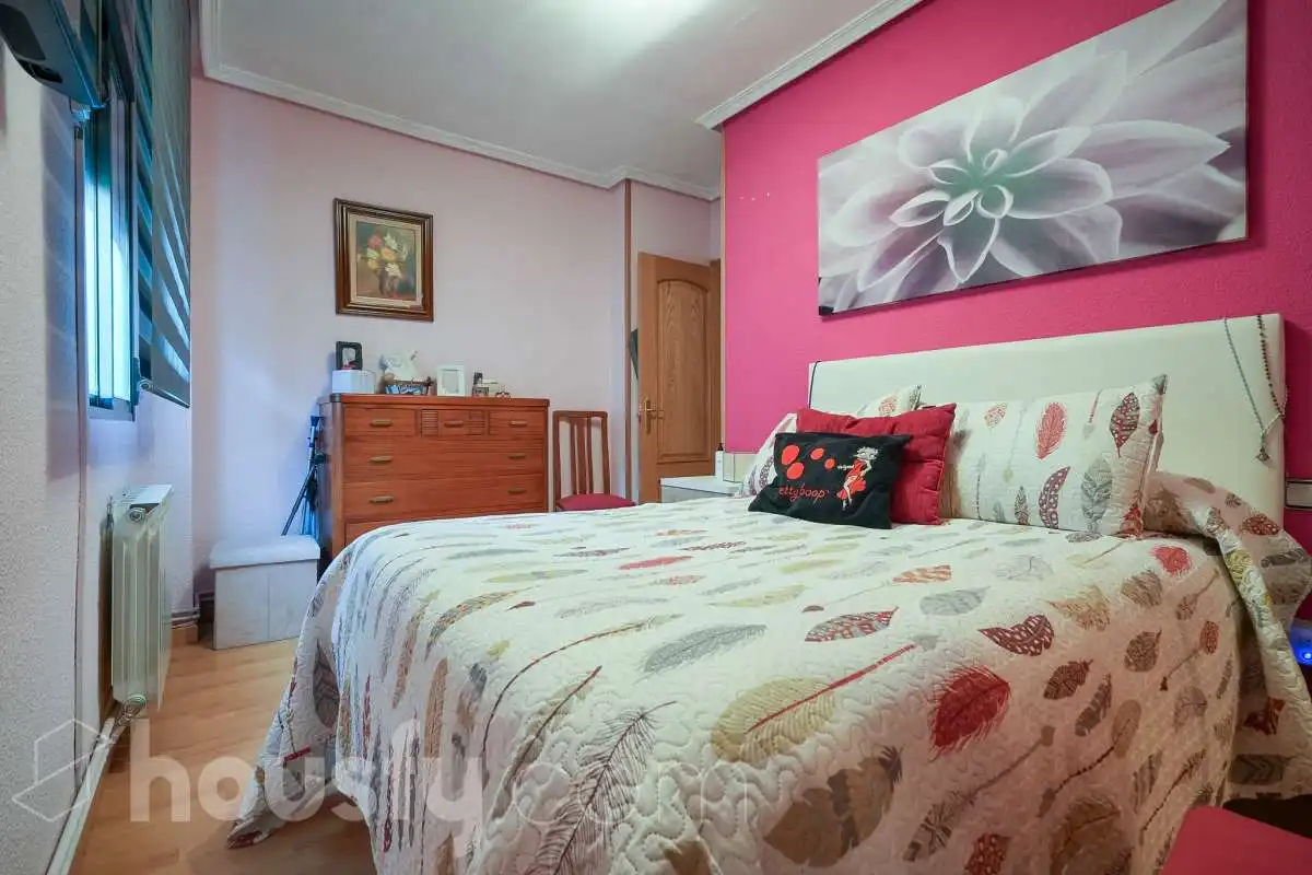 Schlafzimmer von Wohnung zum Verkauf in Madrid mit Klimaanlage, Heizung und Parkett