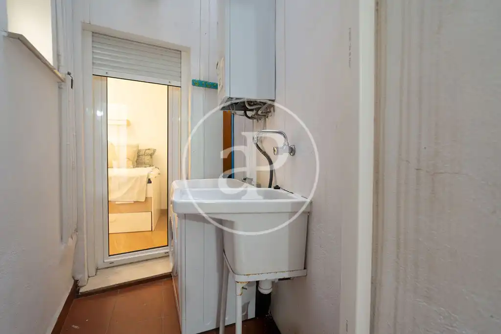 Baño de Piso de alquiler en Valencia con Aire acondicionado, Calefacción y Terraza
