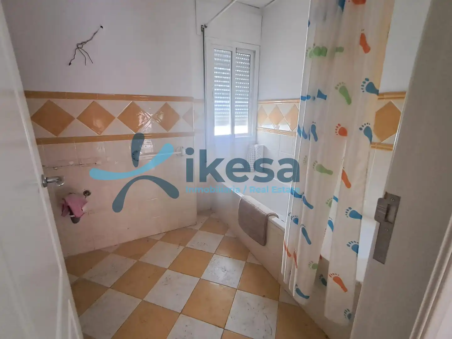 Baño de Piso en venta en Puente Genil con Balcón