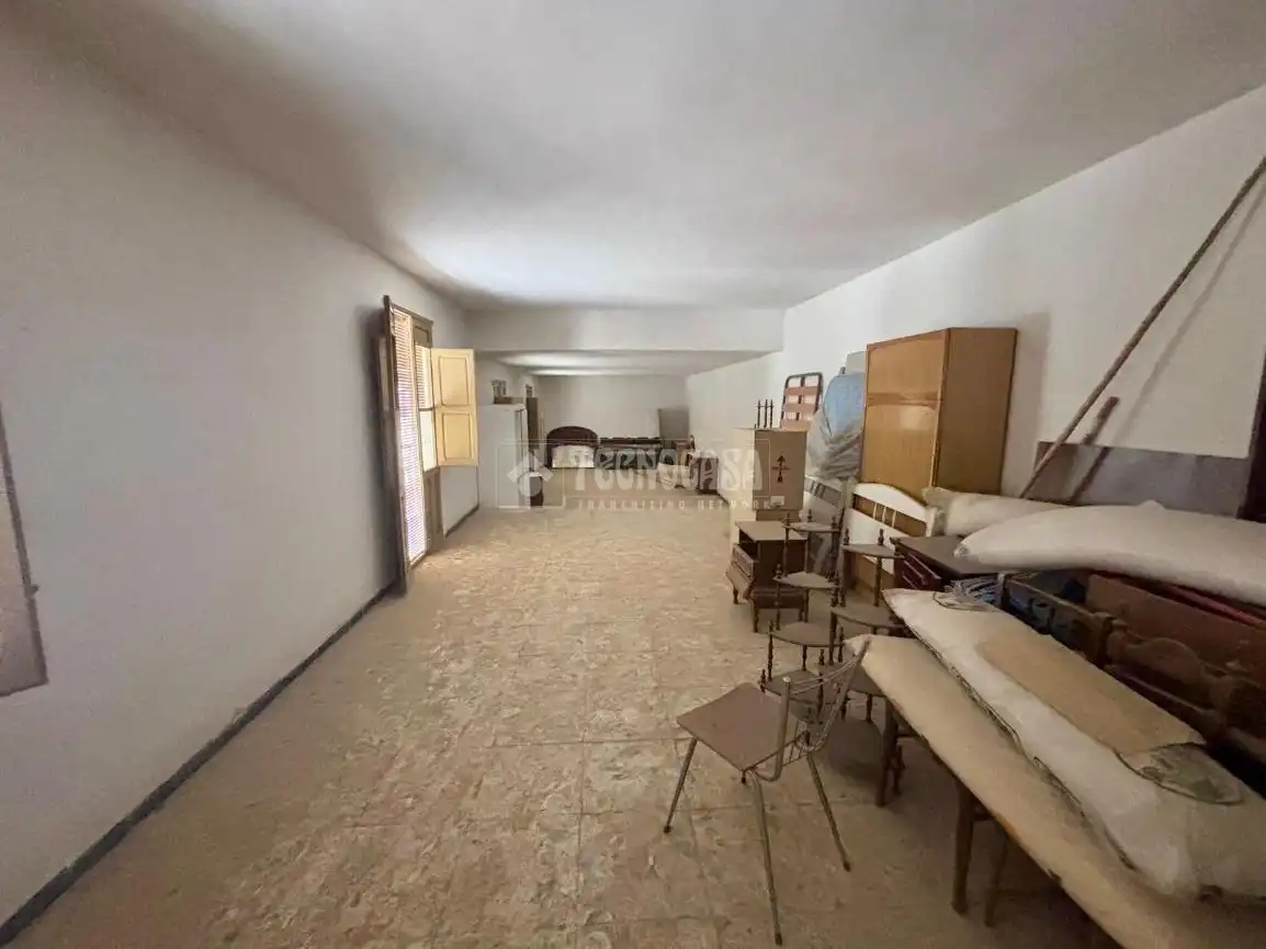 Casa adosada en venta en Jódar