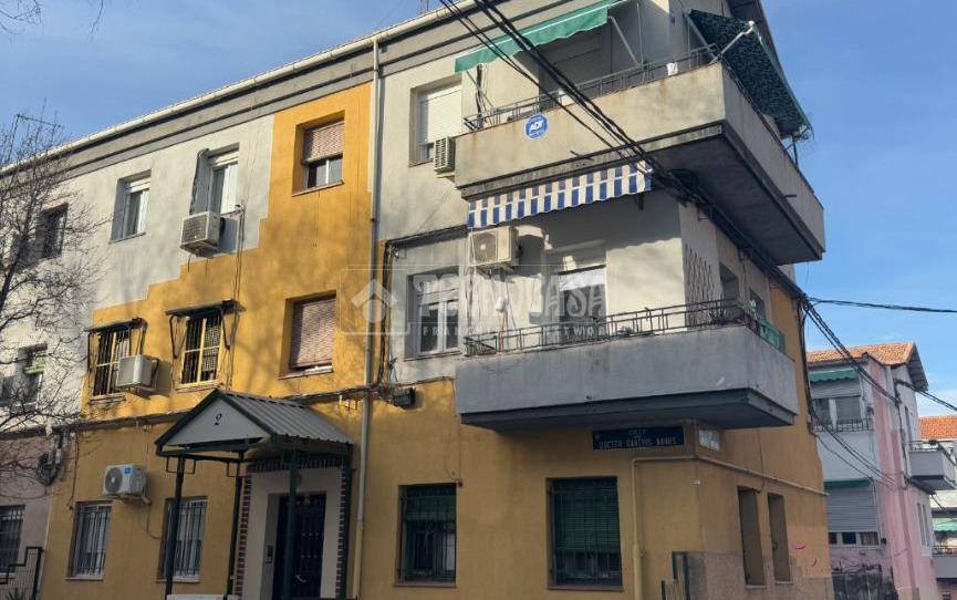 Photo 1 of Flat for sale in Moscardó, Madrid