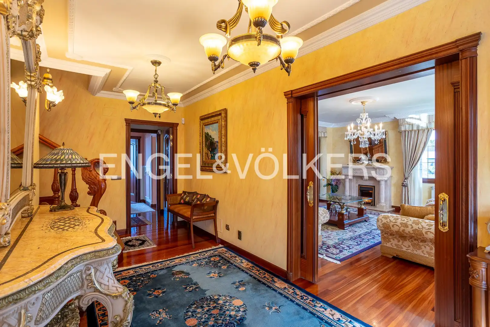 Casa o xalet en venda en Camargo amb Calefacció, Jardí privat i Parquet