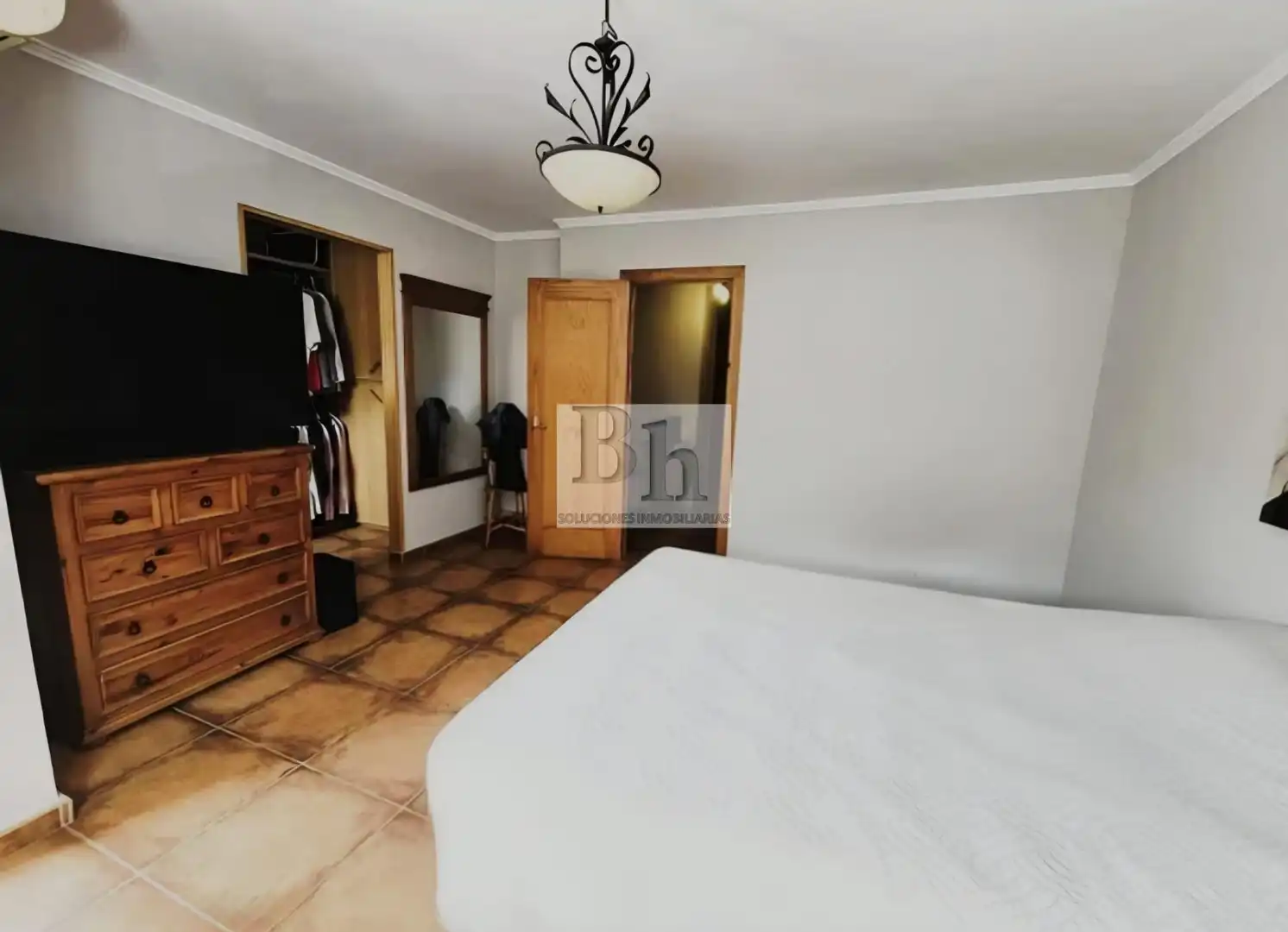 Dormitori de Casa adosada en venda en Alhaurín de la Torre amb Aire condicionat, Calefacció i Jardí privat