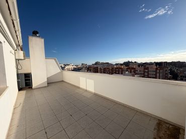 Pis amb ascensor en venda a Carrer de Sant Joaquim