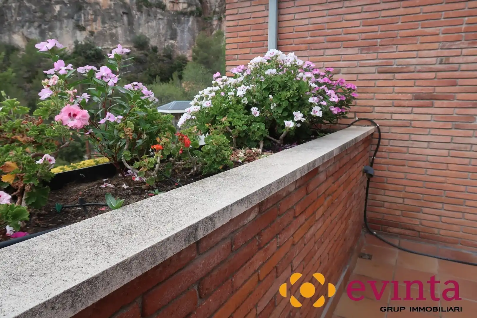 Terraza de Casa o chalet en venta en Vallirana con Calefacción, Jardín privado y Terraza
