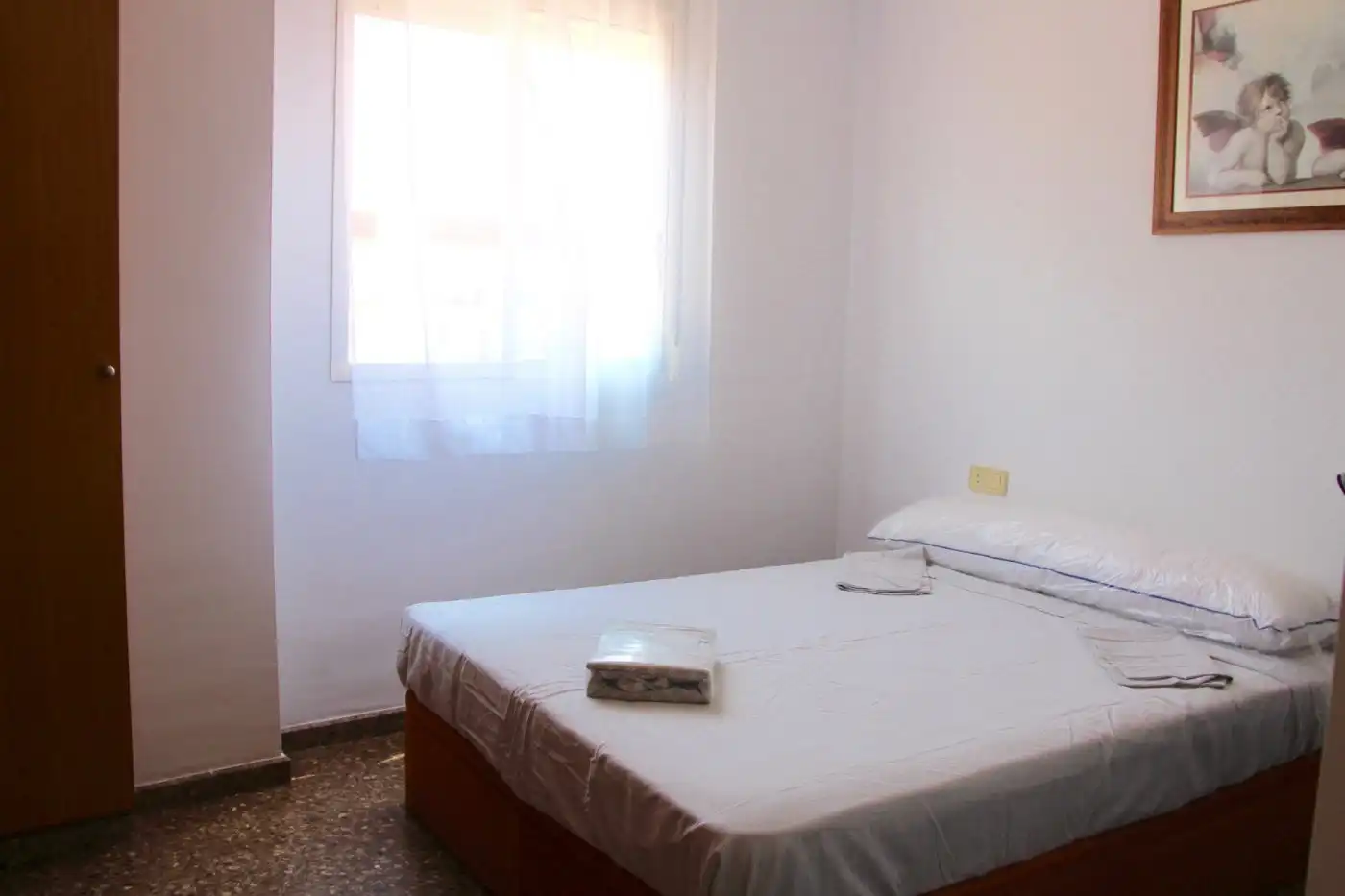 Dormitori de Apartament de lloguer en Alfara del Patriarca amb Aire condicionat, Calefacció i Terrassa